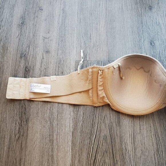 Strapless Bra - Picture 7 of 10